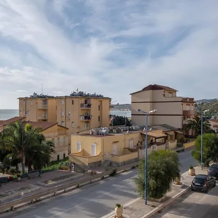 La Rosa Dei Venti, 2 * Porto Empedocle